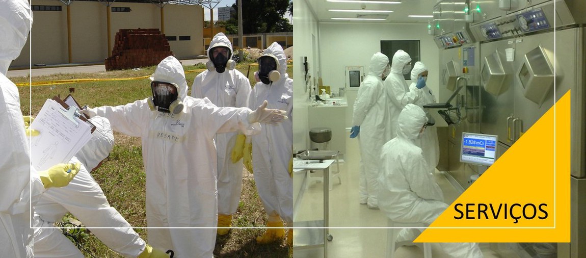 Imagem dividida ao meio, do lado esquerdo mostram pessoas vestidas com roupa de proteção radiológica e do lado direito pessoas produzindo o radiofármaco.