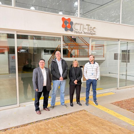 Visita de pesquisadores do LNCC ao CTI RA