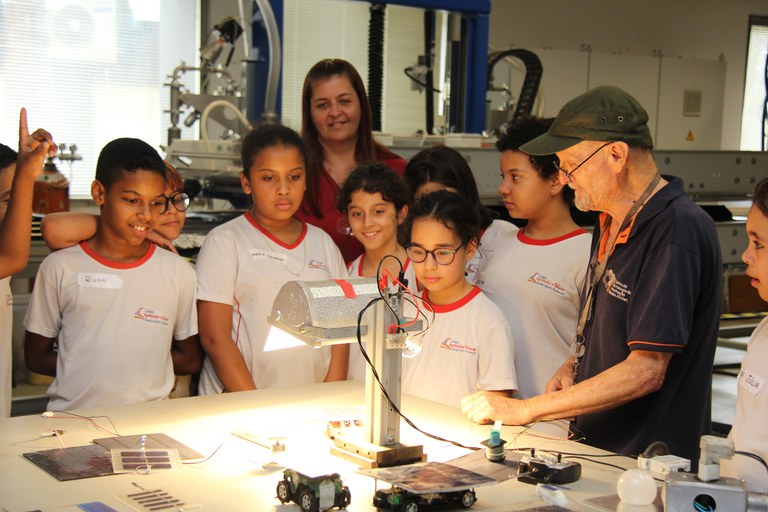 SNCT 2023: Estudantes participam do CTI Renato Archer de Portas Abertas