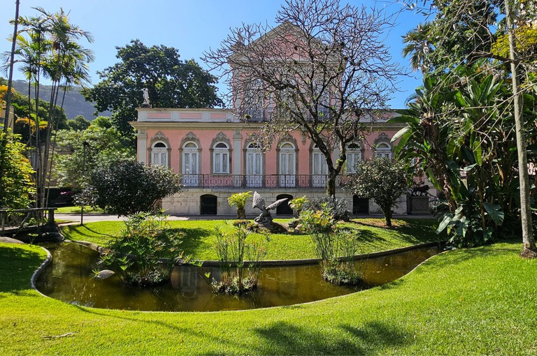 Fundação Casa de Rui Barbosa preserva acervos e amplia acesso à memória cultural brasileira