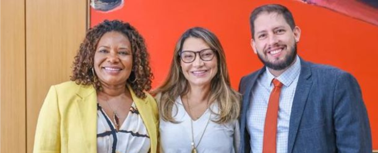 CARROSSEL_HOME (6).png