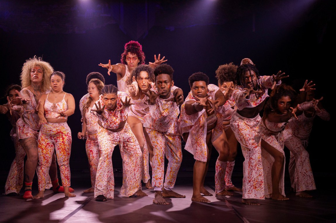 Projeto no Rio oferece cursos gratuitos de canto, circo, dança e cenografia