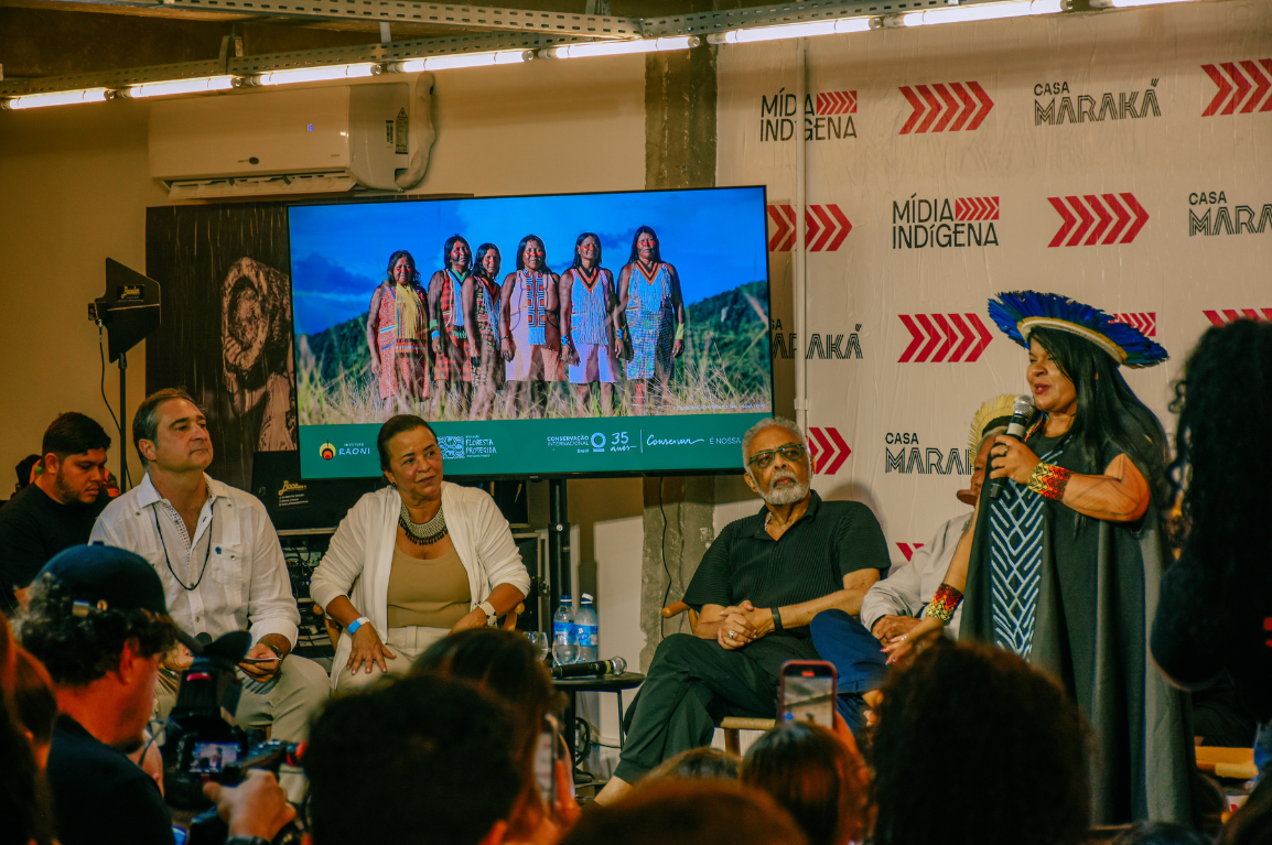 A atividade ocorreu na Casa Maraká, em Belém (PA), um espaço liderado por comunicadores e artistas indígenas