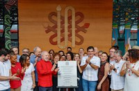 Ao lado de Lula, ministra da Cultura participa da inauguração do Museu das Amazônias, em Belém