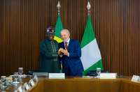 Ao lado de Lula, ministra da Cultura participa de encontro com o presidente da Nigéria, Bola Tinubu