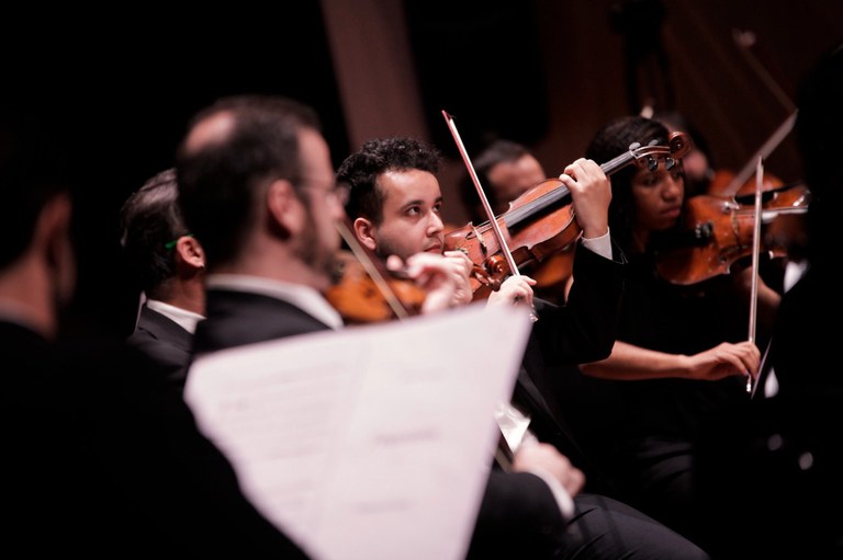orquestra sinfônia.jpeg