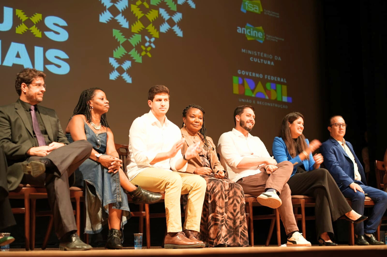 carrossel - 2025-06-10T113932.006.png