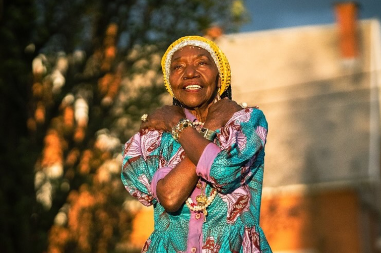 Copy of Cópia de carrossel.png