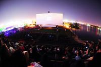 Cinema itinerante e ao ar livre: projetos culturais democratizam o acesso à cultura no Brasil