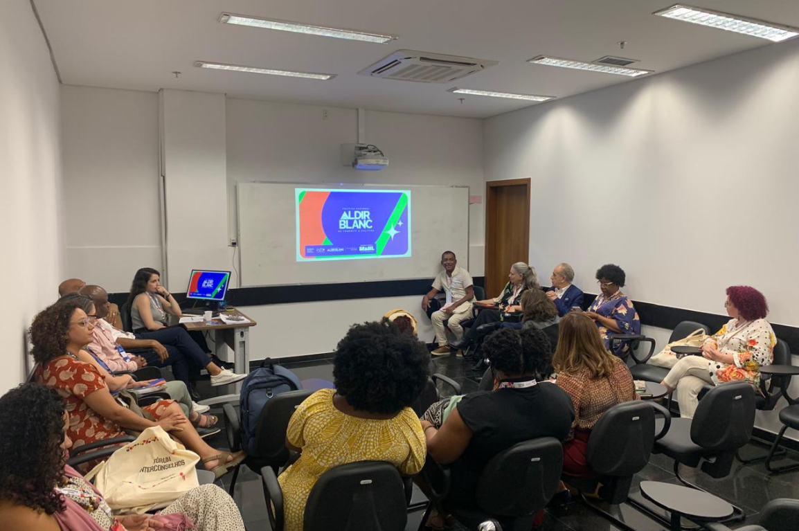 CNPC participa do Fórum Interconselhos e promove roda de conversa sobre
políticas de cultura