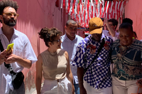 Em Salvador, ministra visita Cine-Teatro Jandaia e Mercado de Santa Bárbara