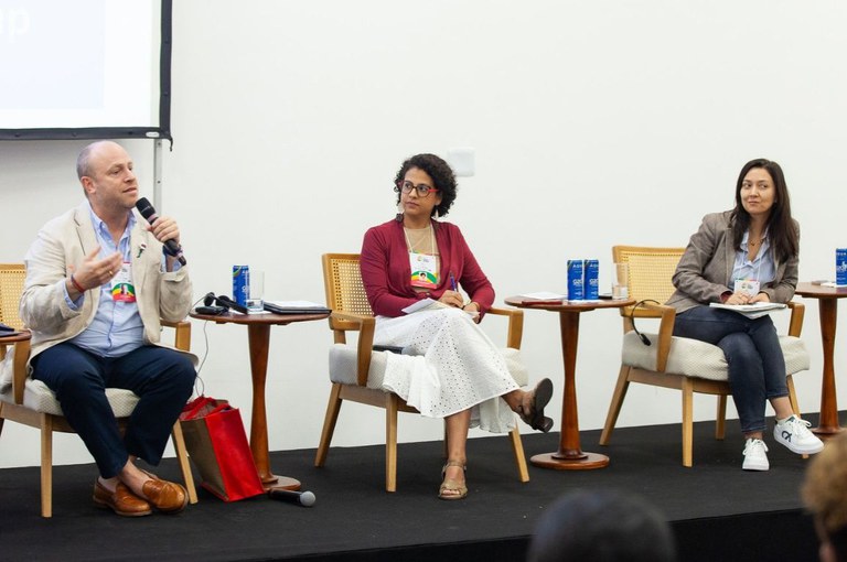 Em Salvador, painelistas do Brasil, Alemanha e Tailândia falam sobre ações para redução das emissões de carbono por instituições culturais