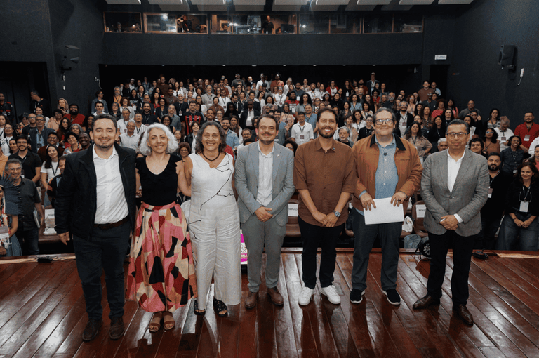 Em seminário internacional no Rio, Márcio Tavares defende cultura como eixo estratégico para o desenvolvimento do país