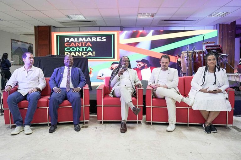 Evento reúne autores e autoridades em lançamento de obras sobre cultura negra e conflitos fundiários