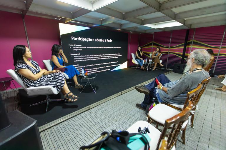 Cópia de carrossel.png