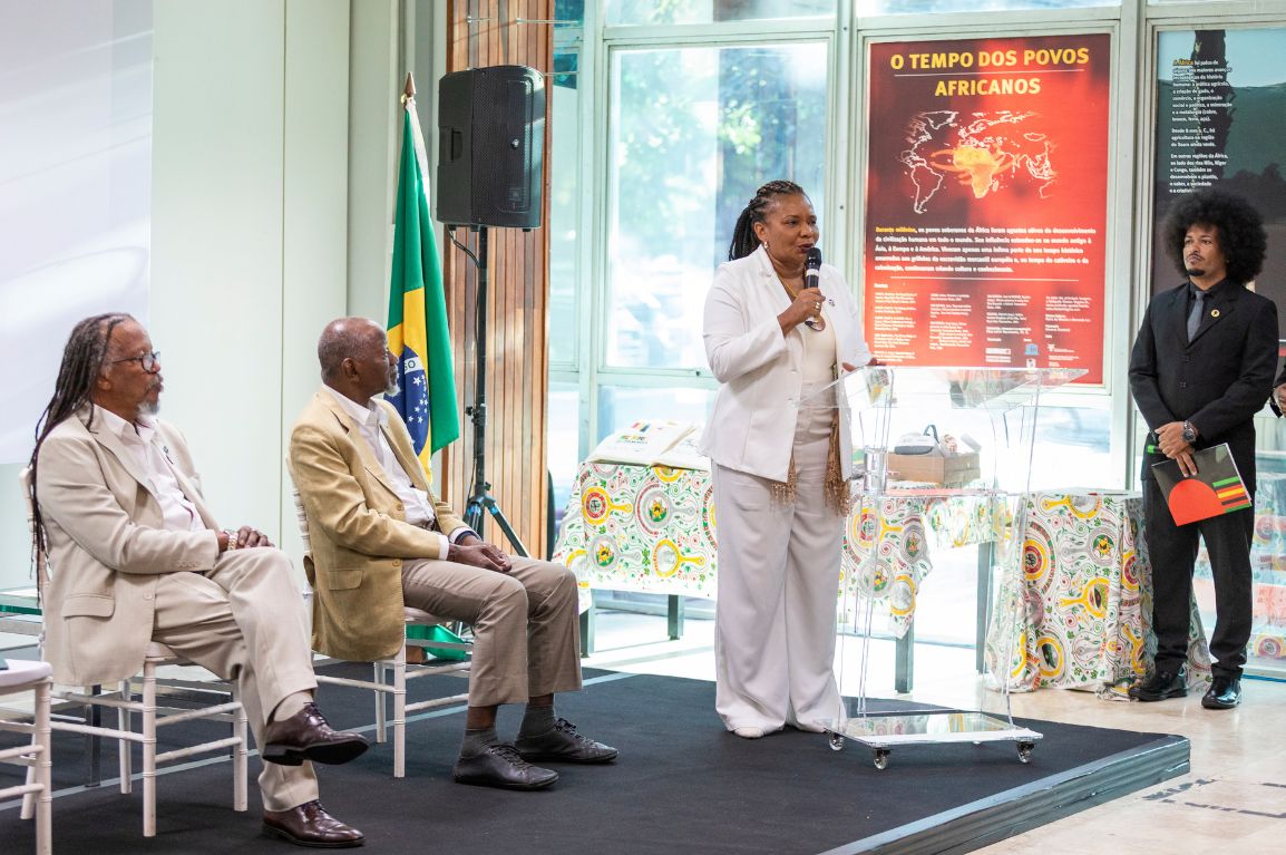 Cerimônia reuniu autoridades, lideranças do movimento negro, representantes da sociedade civil e marcou o lançamento do programa Palmares Qualifica