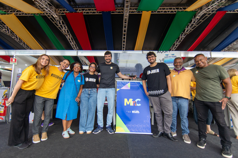 Balcão de atendimento do MinC na Feira da Cidadania do Governo na Rua. Foto: Giba