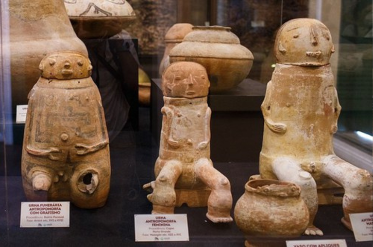 Copy of Cópia de carrossel.png