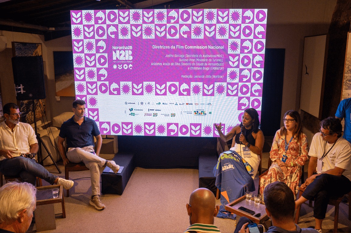 Painel reuniu representantes do governo federal e do setor audiovisual para discutir a articulação entre cinema, turismo e a atração de produções para o Brasil