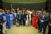 Ministério da Cultura celebra Festival Folclórico de Parintins em sessão solene na Câmara dos Deputados