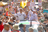 Ministra Margareth Menezes participa do tradicional desfile cívico de 2 de Julho em Salvador