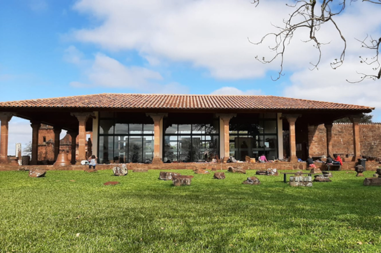 Copy of Cópia de carrossel.png