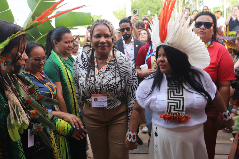 Cópia de carrossel - 2025-11-15T103639.866.png