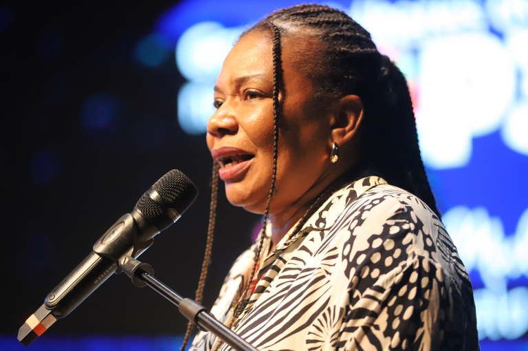 Copy of Cópia de carrossel.png