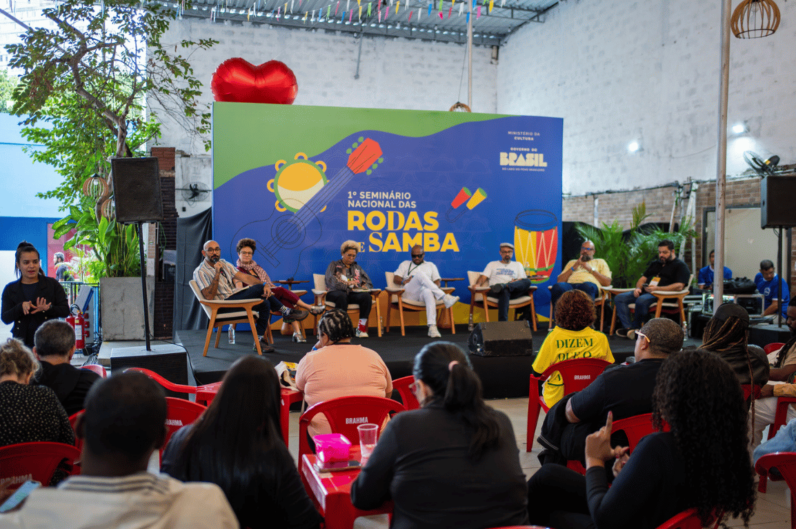 Seminário Nacional das Rodas de Samba encaminha mapeamento e profissionalização
dos trabalhadores como demandas do setor