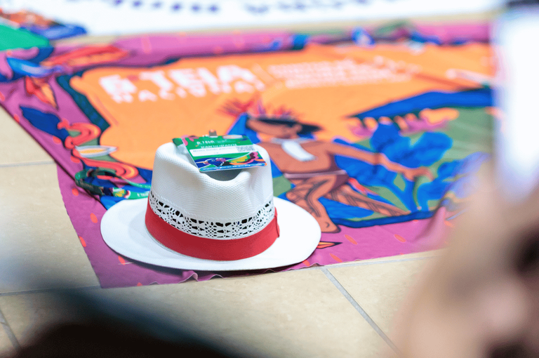 mestres_VictorVec (1).png