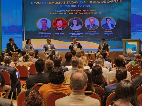 Painel: Governança