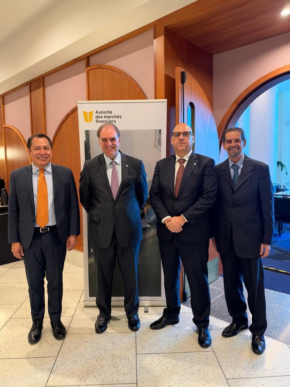 20261015-otto-lobo-manhaes-cvm-reuniao-comite-regional-inter-americano-iosco-canada.jpeg