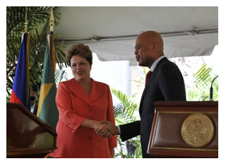 02/02/2012 - DEFESA - Presidenta Dilma enaltece trabalho dos militares brasileiros no Haiti