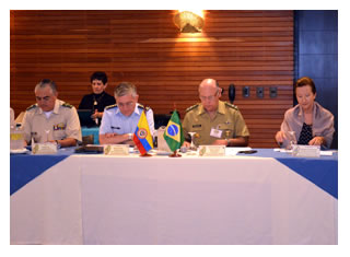 08/03/2012 - DEFESA - Brasil e Colômbia regulamentam ação da Comissão Binacional Fronteiriça