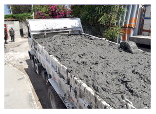 19/03/2012 - DEFESA - Militares brasileiros ajudam a melhorar situação sanitária do Haiti