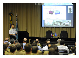 01/06/2012 - DEFESA - Na homenagem aos peacekeepers, o reconhecimento do soldado brasileiro nas missões de paz