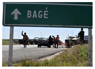 06/08/2012 - DEFESA - Nova edição da Operação Ágata, no sul do país, começa com foco na fiscalização de produtos explosivos