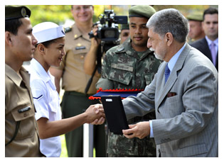 29/08/2012 - DEFESA - Defesa homenageia atletas-militares que participaram dos Jogos Olímpicos Londres 2012