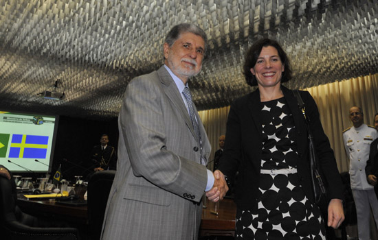 21/11/2012 - DEFESA - Brasil e Suécia buscam ampliar cooperação na área de defesa 