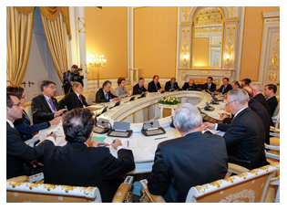 14/12/2012 - DEFESA - Brasil e Rússia declaram interesse em estreitar parceria na área de defesa