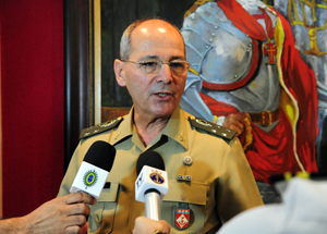 O general Juarez disse que o campo cibernético exige proatividade e a interação entre as Forças