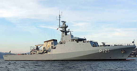 Navio-patrulha Apa inicia viagem ao Brasil com foco na cooperação com a África