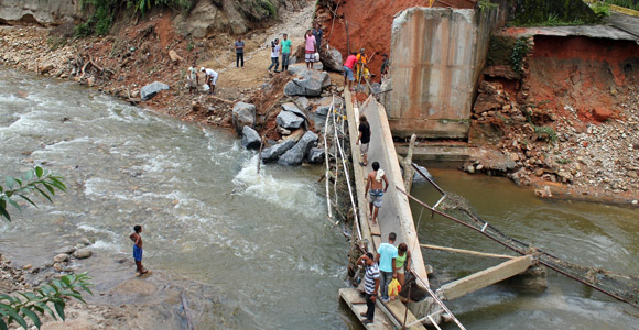 CML avaliará danos em ponte da Banqueta, em Angra dos Reis
