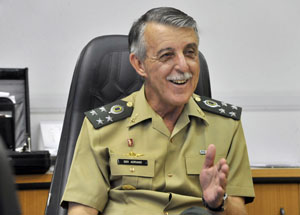 Presidenta Dilma indica general do MD para Secretaria Nacional de Defesa Civil