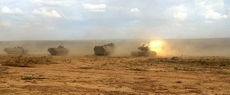 Cerca de 160 viaturas foram utilizadas na Operação, como carros Lagarta Anfíbio e blindados 