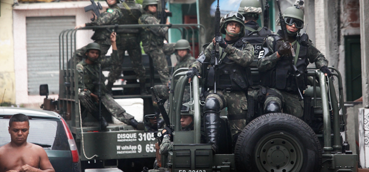 Iniciada em abril de 2014, a Operação São Francisco deve ser encerrada em 30 de junho: PMRJ reassumirá responsabilidade pela Maré 