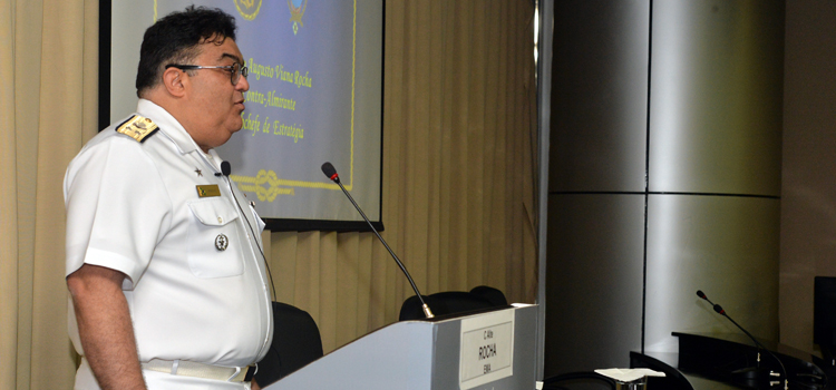 Almirante Flávio Augusto Viana Rocha, do Estado-Maior da Armada: Atlântico Sul é a prioridade da Marinha do Brasil