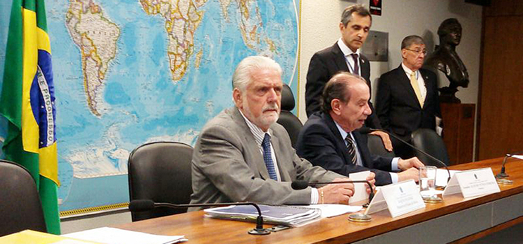 Ministro participa de audiência pública no Senado Federal