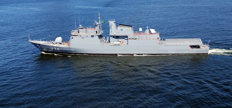 Corveta Barroso terá como missão realizar interdições marítimas e capacitação da Marinha libanesa