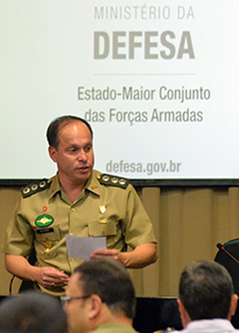 O coronel do Exército Ricardo Bezerra assumirá o 23º contingente no Haiti